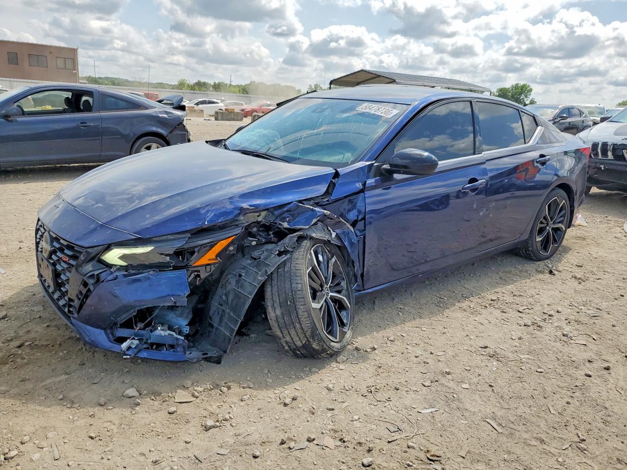 2023 Nissan Altima SR, VIN 1N4BL4CW5PN310316 — Front end
