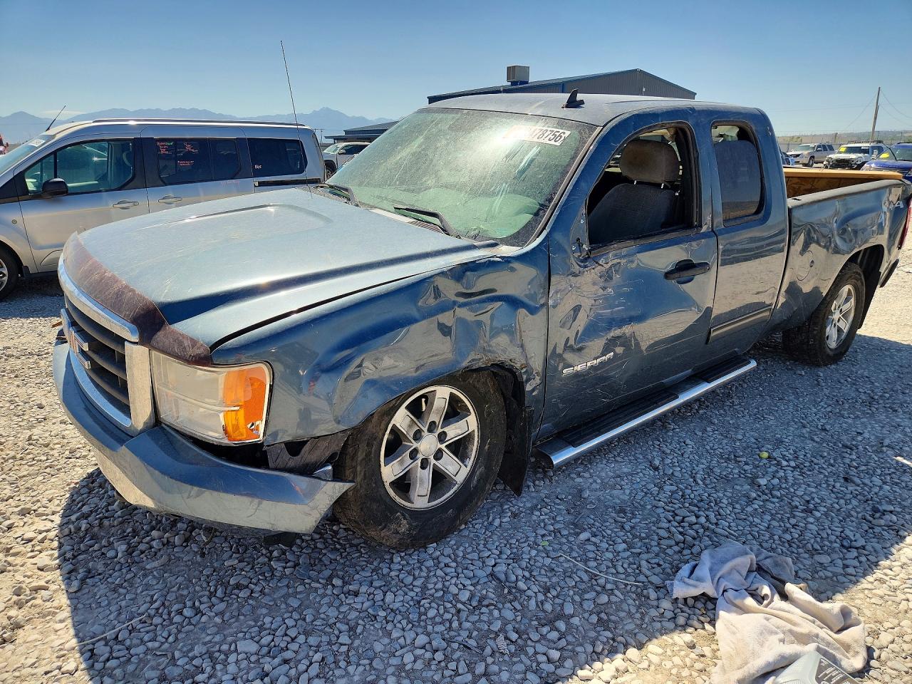 2010 GMC Sierra 1500 SLE, VIN 1GTSKVE33AZ258397 — Rollover
