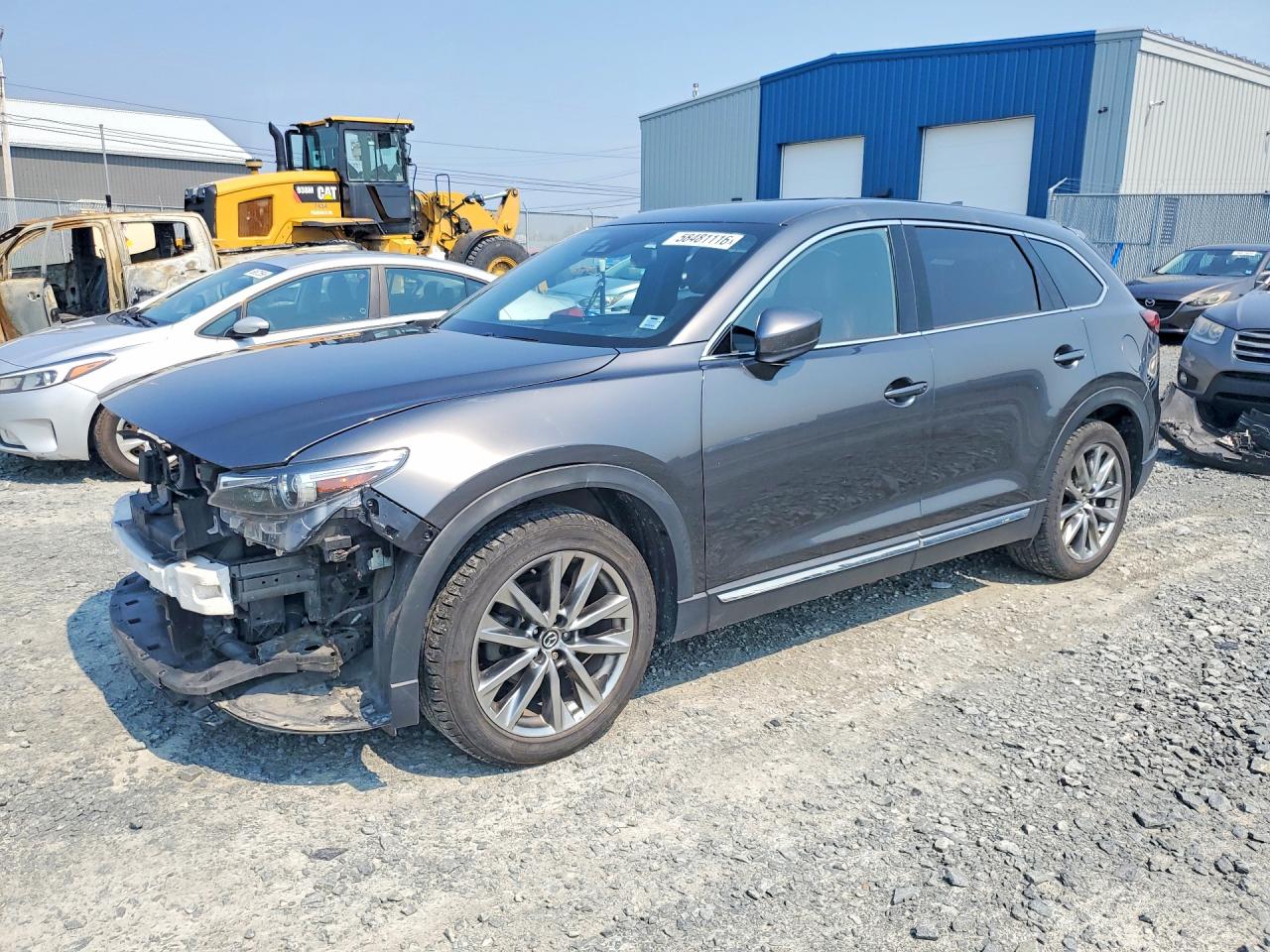 2017 Mazda CX-9 Signature, VIN JM3TCBEY5H0135895 — Перед
