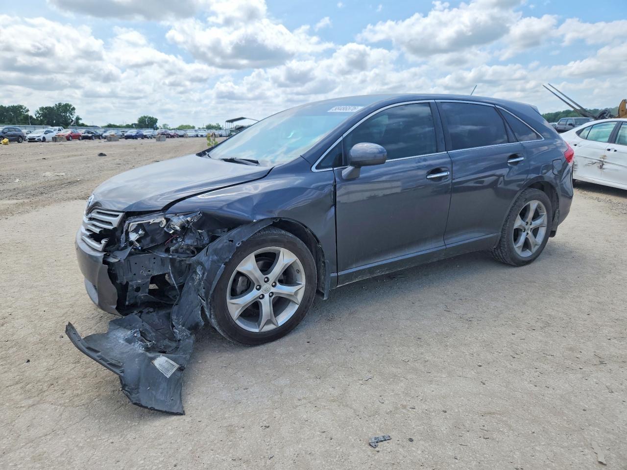 2010 Toyota Venza, VIN 4T3BK3BBXAU036147 — Front end