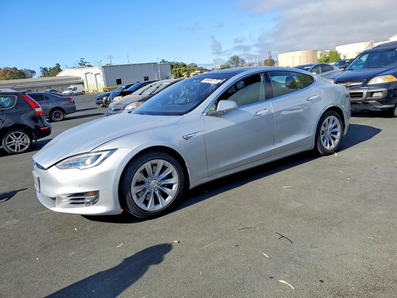 2016 Tesla Model S 70, VIN 5YJSA1E19GF155686 — Undercarriage