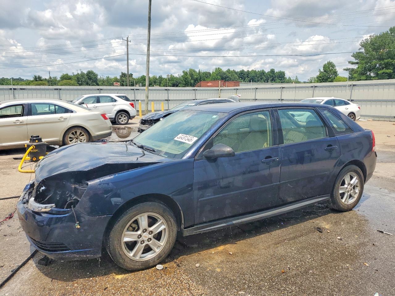 2004 Chevrolet Malibu Maxx LS, VIN 1G1ZT648X4F209761 — Front end