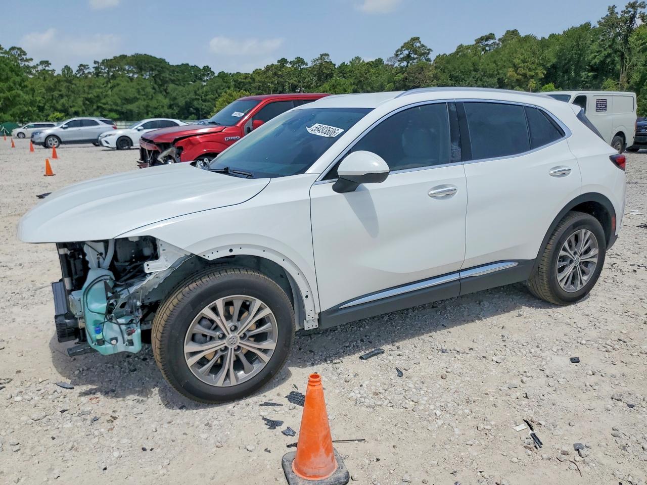 2022 Buick Envision Preferred, VIN LRBAZLR41ND136346 — Перед
