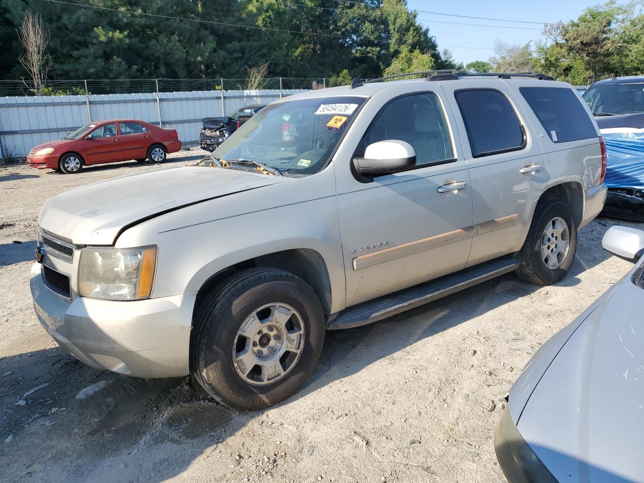 2007 Chevrolet Tahoe LS, VIN 1GNFK13027R101415 — Перед