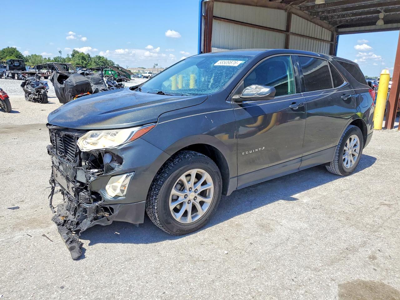 2020 Chevrolet Equinox LT, VIN 3GNAXKEV5LS581693 — Engine fire