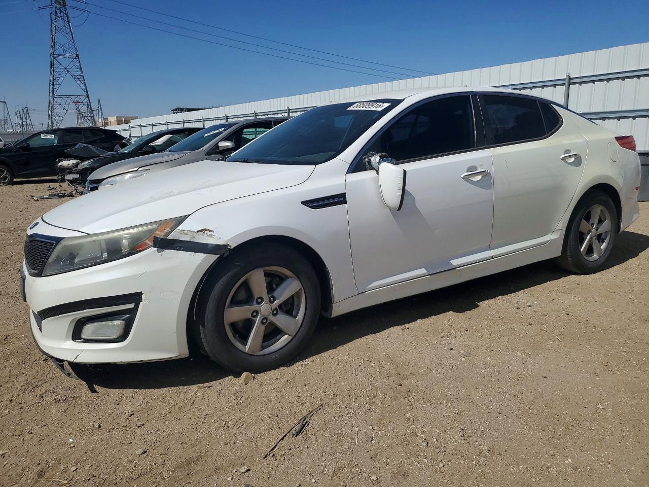 2015 Kia Optima LX, VIN KNAGM4A73F5642632 — Front end