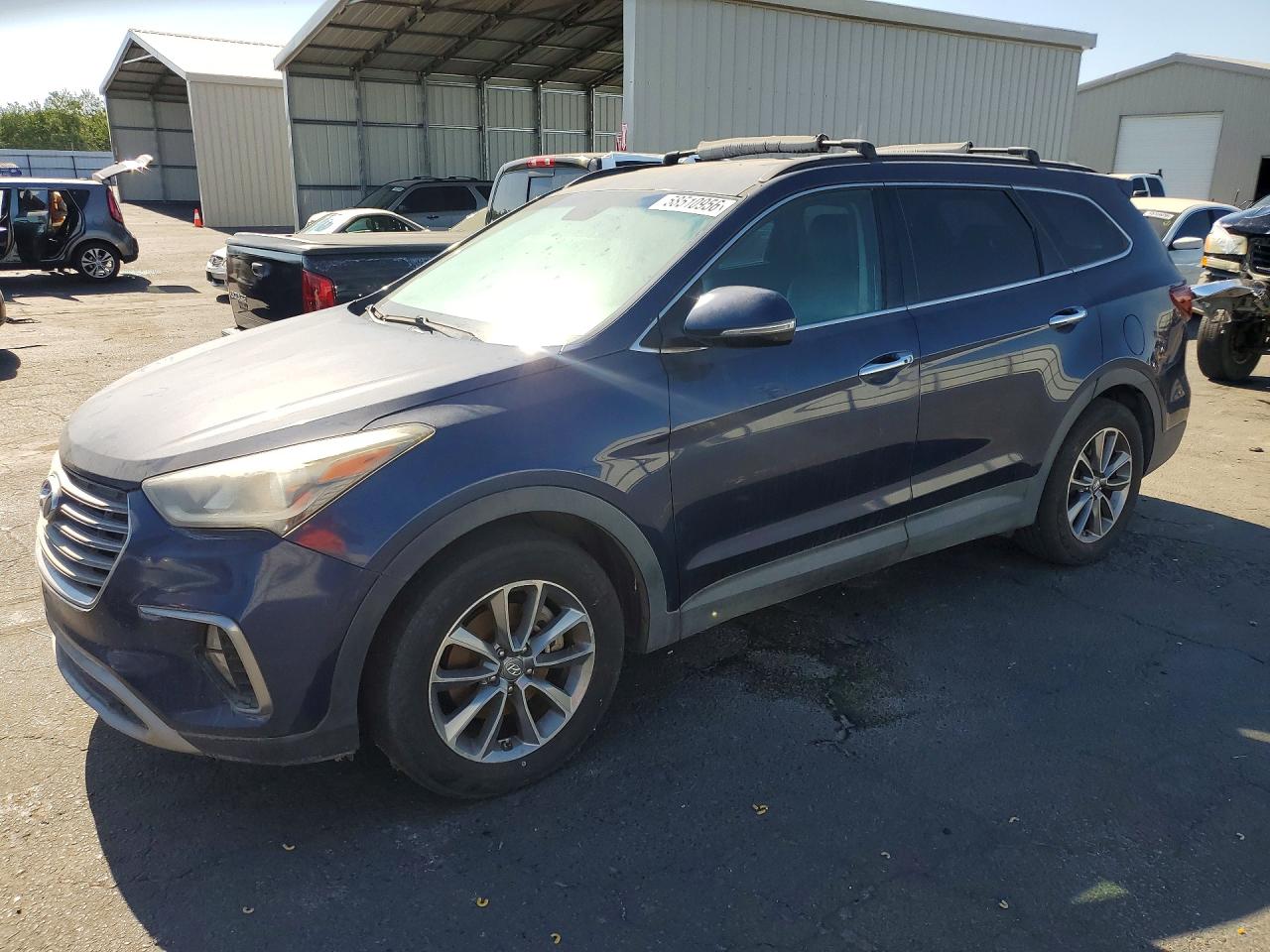 2017 Hyundai Santa Fe SE, VIN KM8SN4HF4HU190220 — Minor dents and scratches