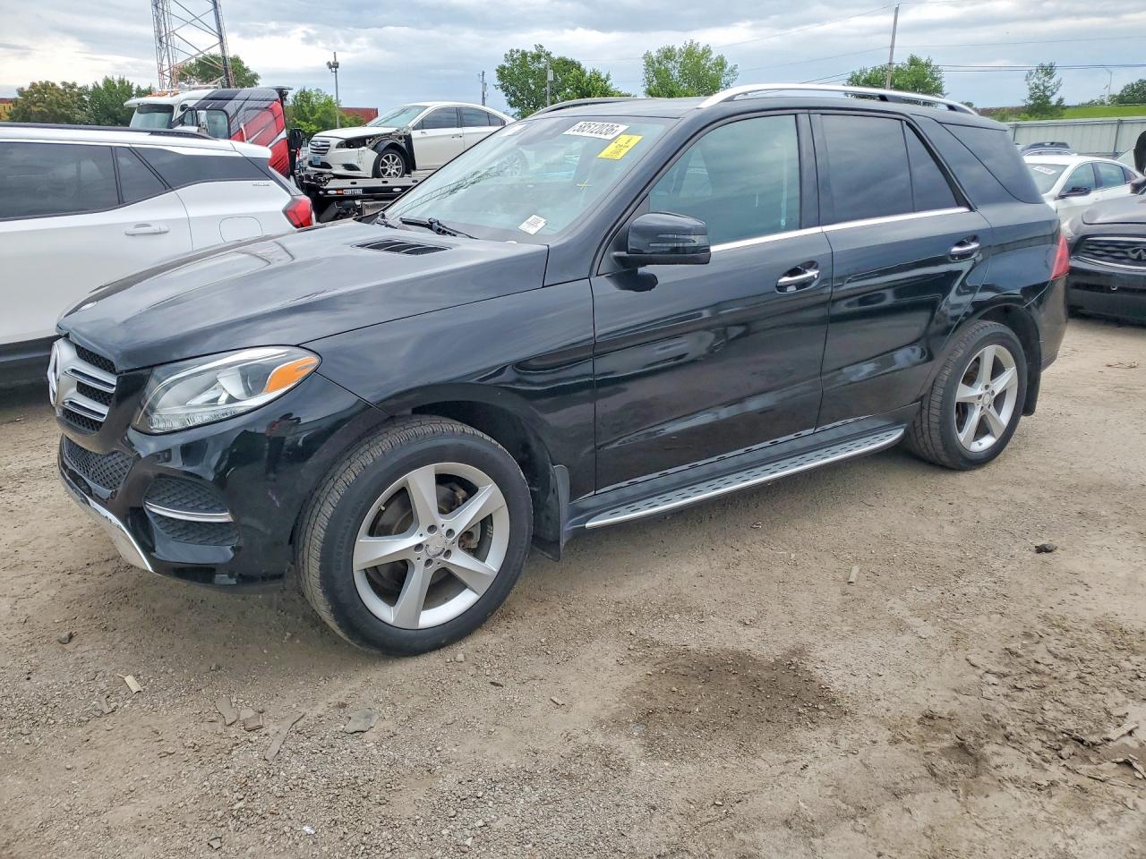 2016 Mercedes-Benz GLE 350, VIN 4JGDA5HB9GA734377 — Minor dents and scratches