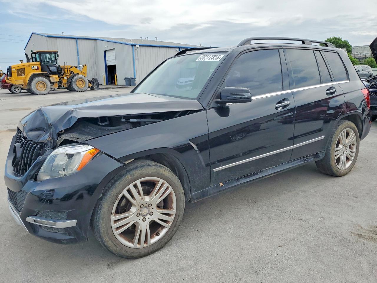 2014 Mercedes-Benz GLK 250, VIN WDCGG0EB9EG299212 — Front end