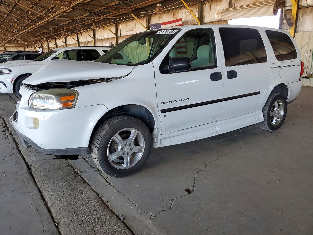 2008 Chevrolet Uplander LS Fleet, VIN 1GBDV13WX8D183196 — Front end