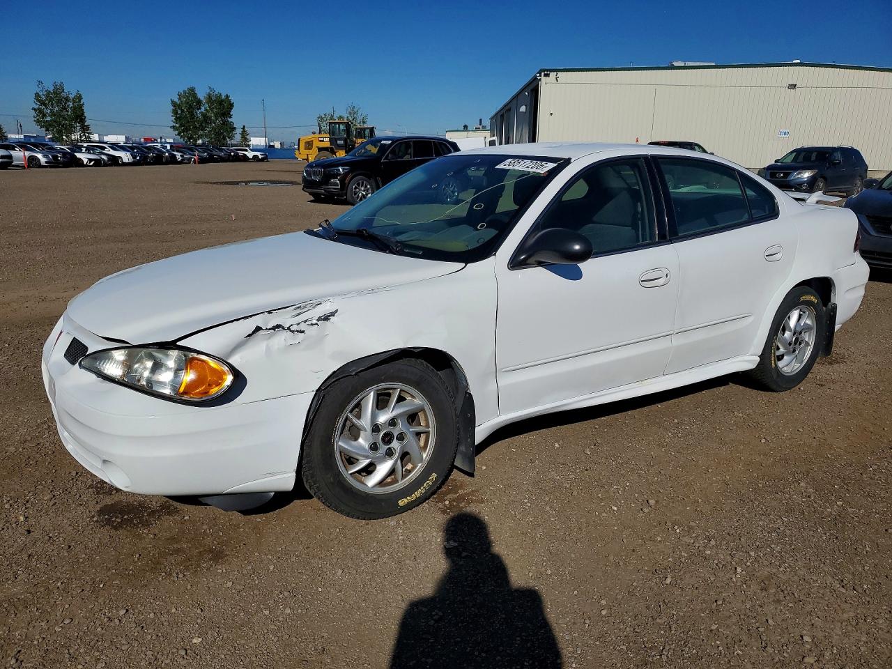 2004 Pontiac Grand Am SE1, VIN 1G2NF52E54M587471 — Front end