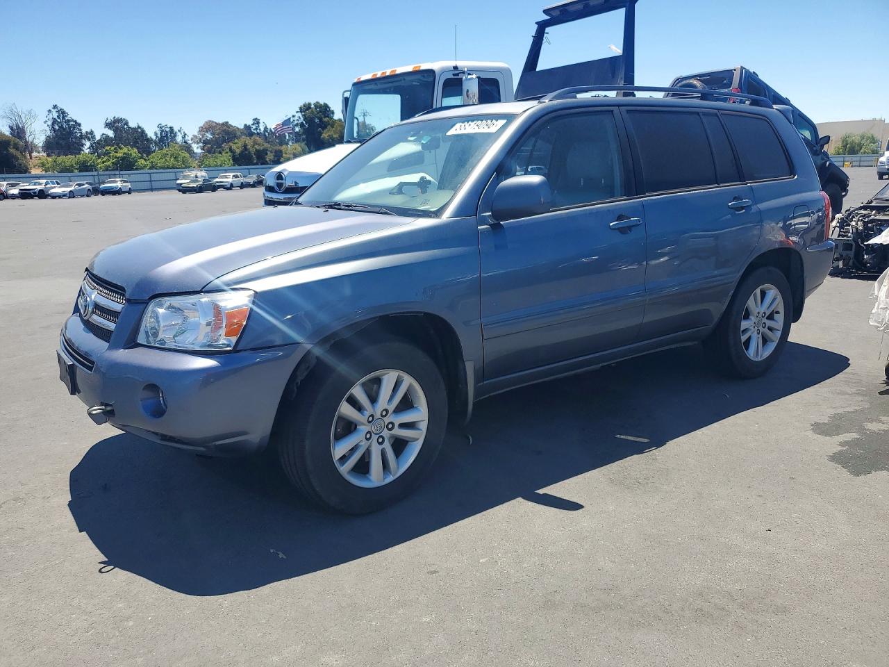 2006 Toyota Highlander Limited, VIN JTEDW21A260003568 — Vandalism