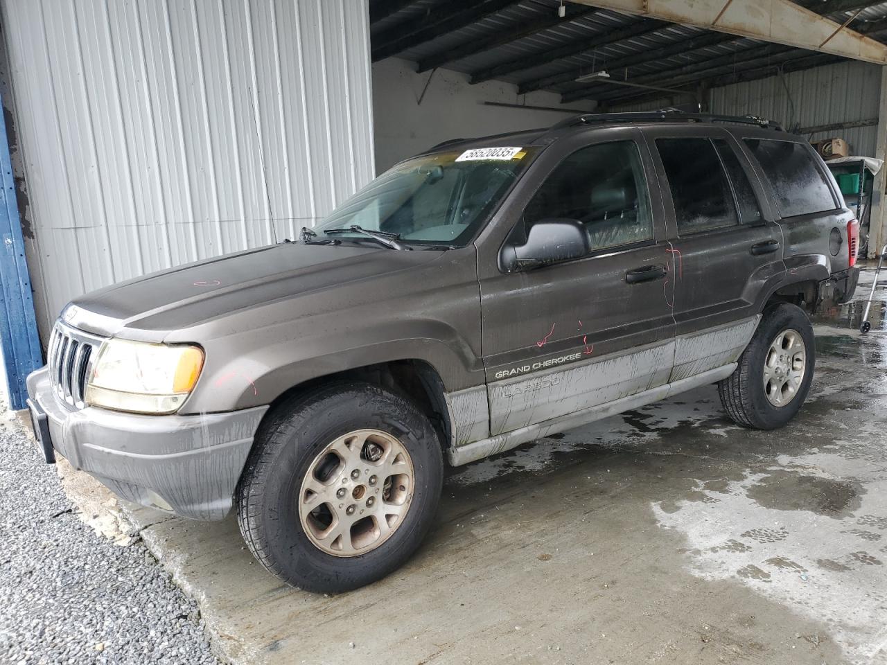 1999 Jeep Grand Cherokee Laredo, VIN 1J4GW58S6XC572046 — Rear end