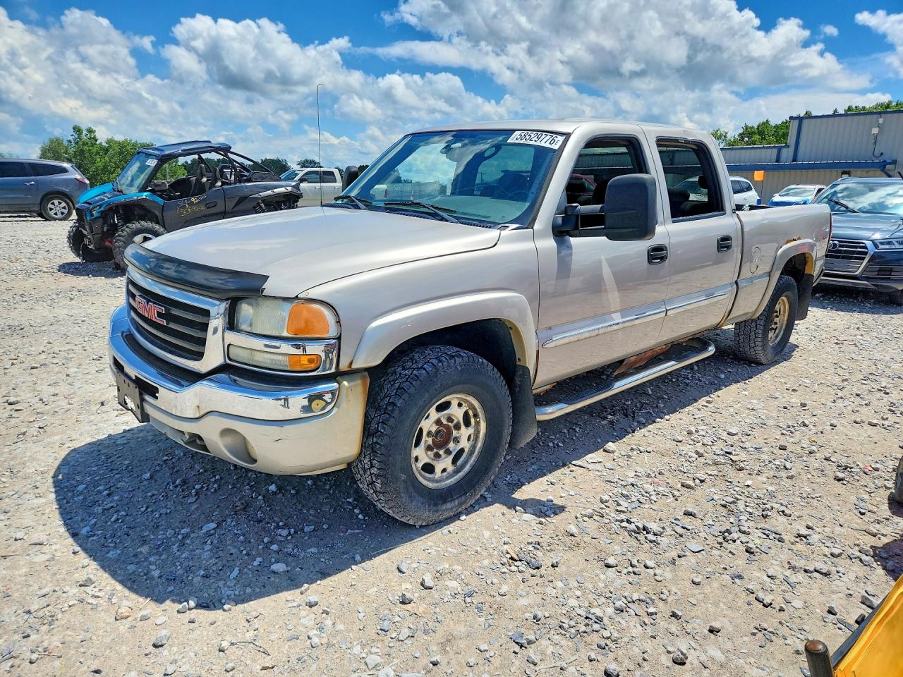 2006 GMC Sierra 1500HD SLT, VIN 1GTGK13U26F142076 — Side