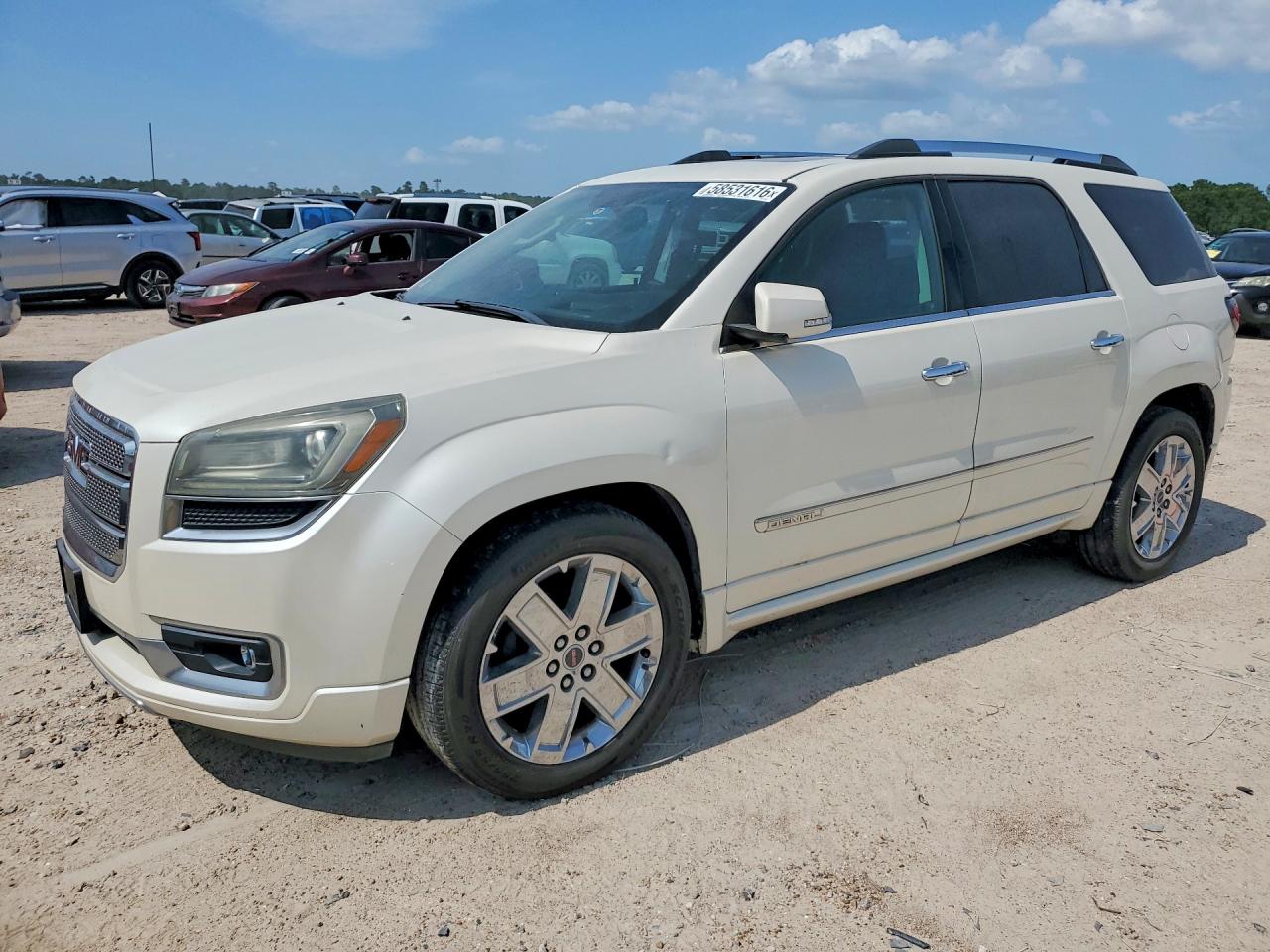 2013 GMC Acadia Denali, VIN 1GKKRTKD9DJ155537 — Зад