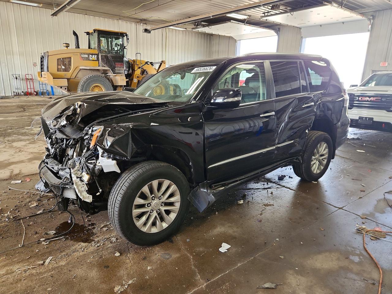 2016 Lexus GX 460, VIN JTJBM7FX6G5126495 — Front end