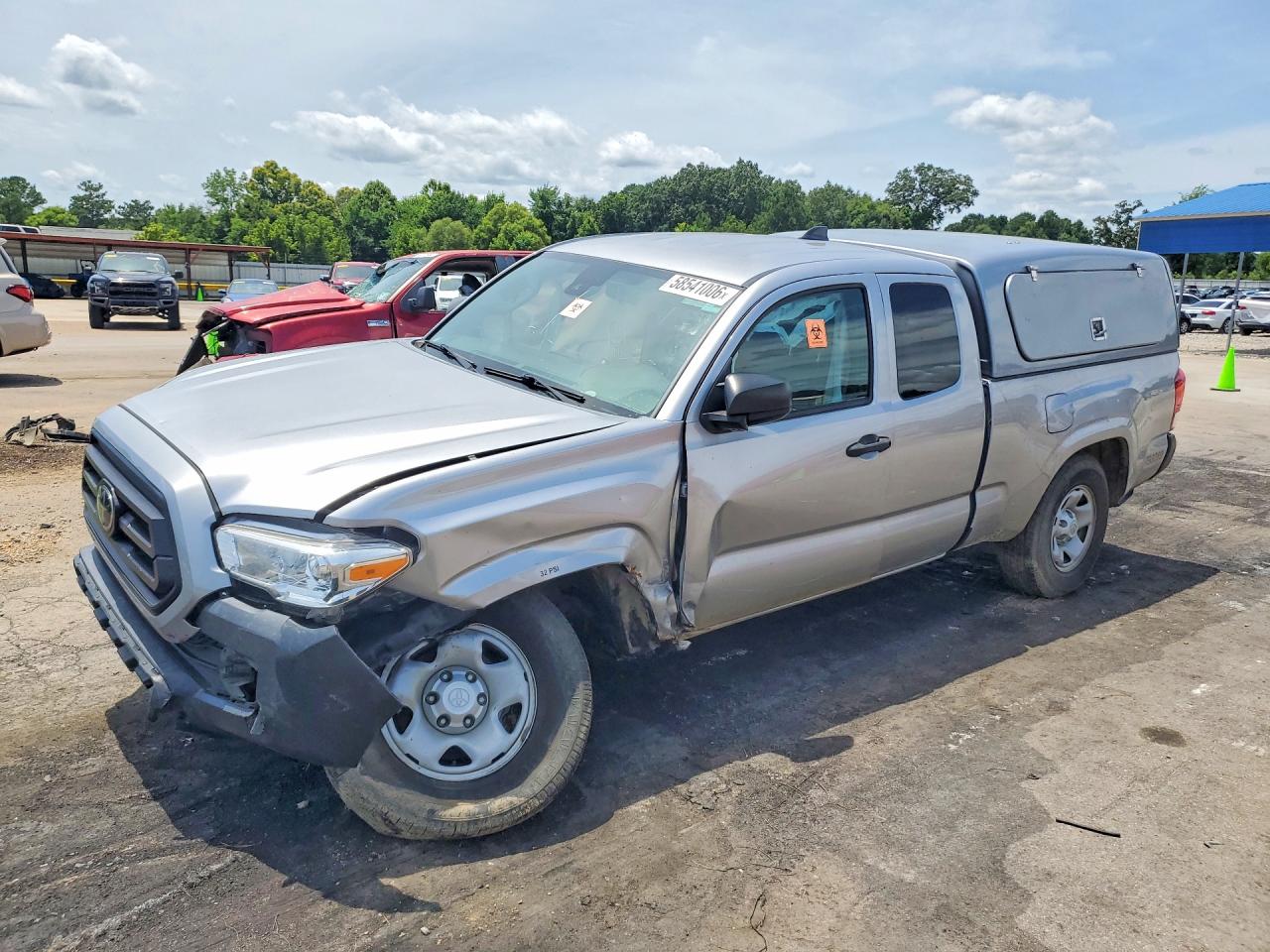 2021 Toyota Tacoma SR5, VIN 3TYRX5GN2MT028021 — Front end