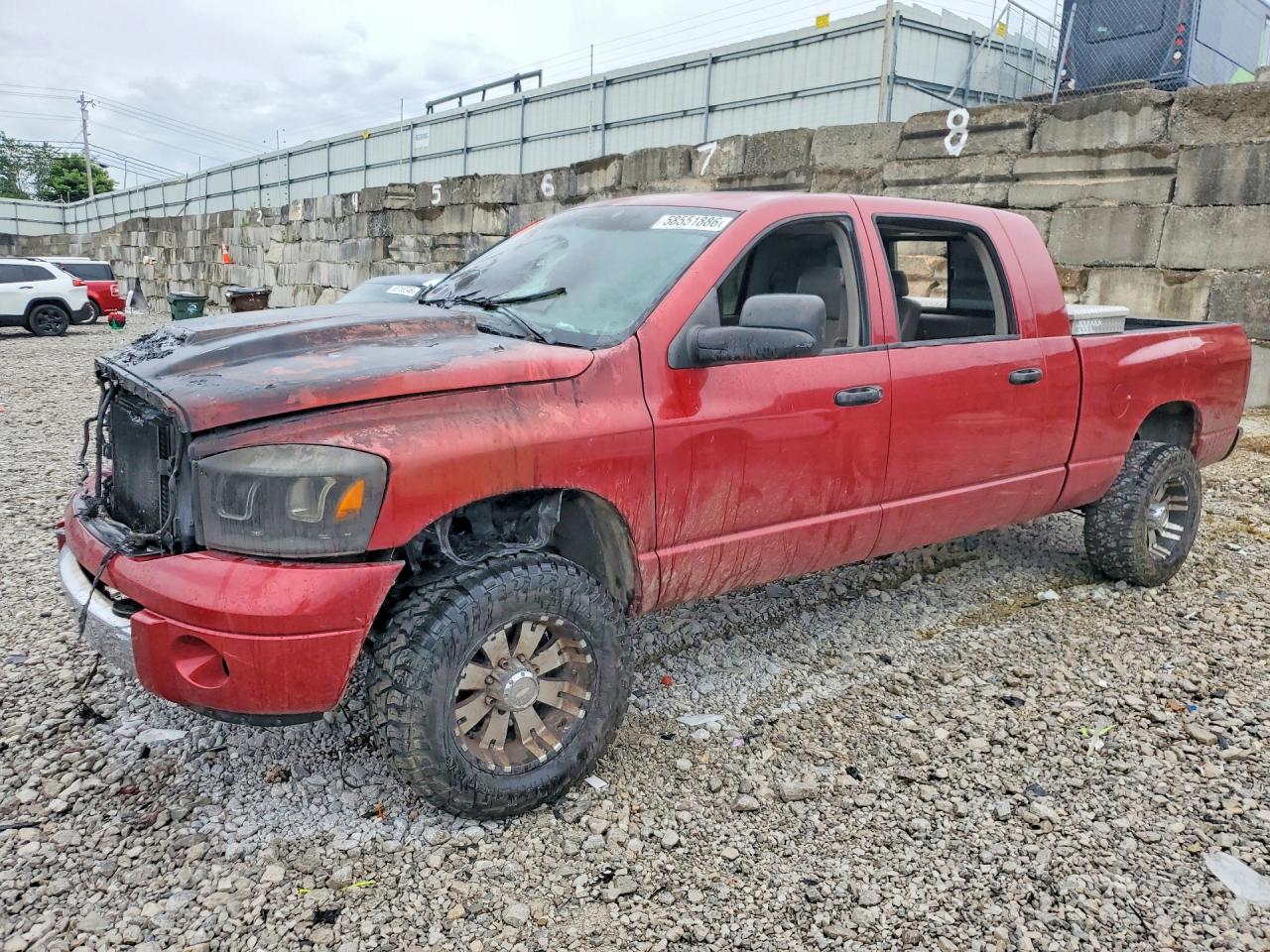 2006 Dodge 3500 Laramie, VIN 3D3LX39CX6G185130 — Engine fire