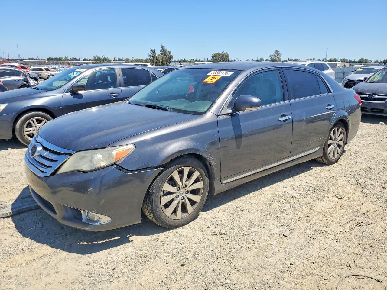 2011 Toyota Avalon Limited, VIN 4T1BK3DB5BU396210 — Rear end