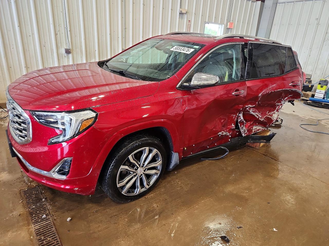 2019 GMC Terrain Denali, VIN 3GKALXEX2KL111718 — Rear end