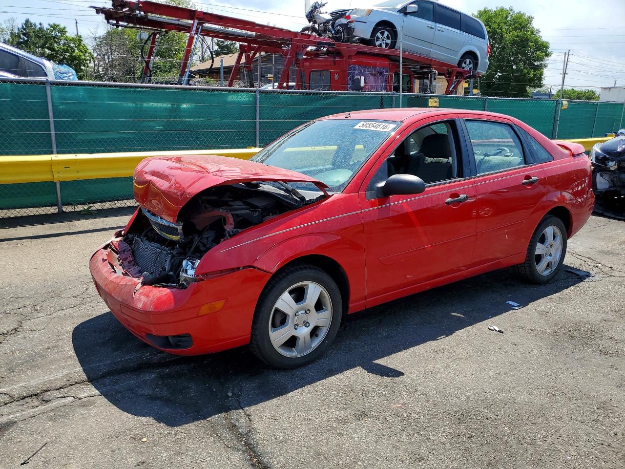 2007 Ford Focus S, VIN 1FAHP34NX7W295532 — Front end