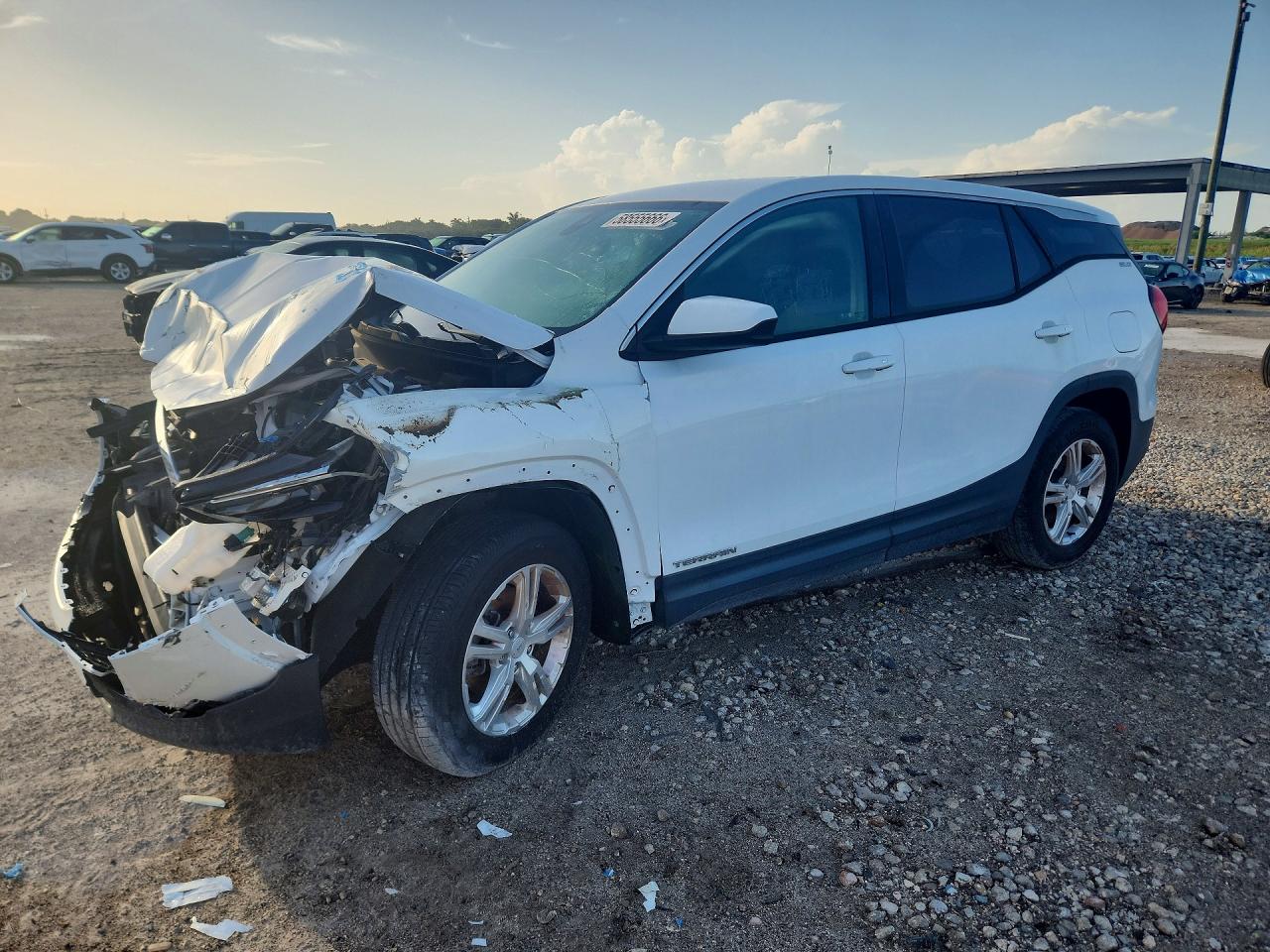 2020 GMC Terrain SLE, VIN 3GKALMEV2LL144409 — Front end