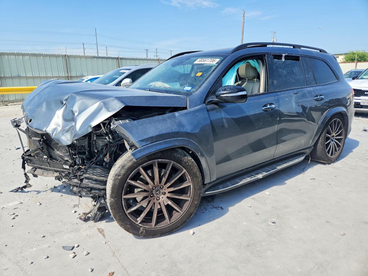 2023 Mercedes-Benz GLS 450, VIN 4JGFF5KE3PA954109 — Front end