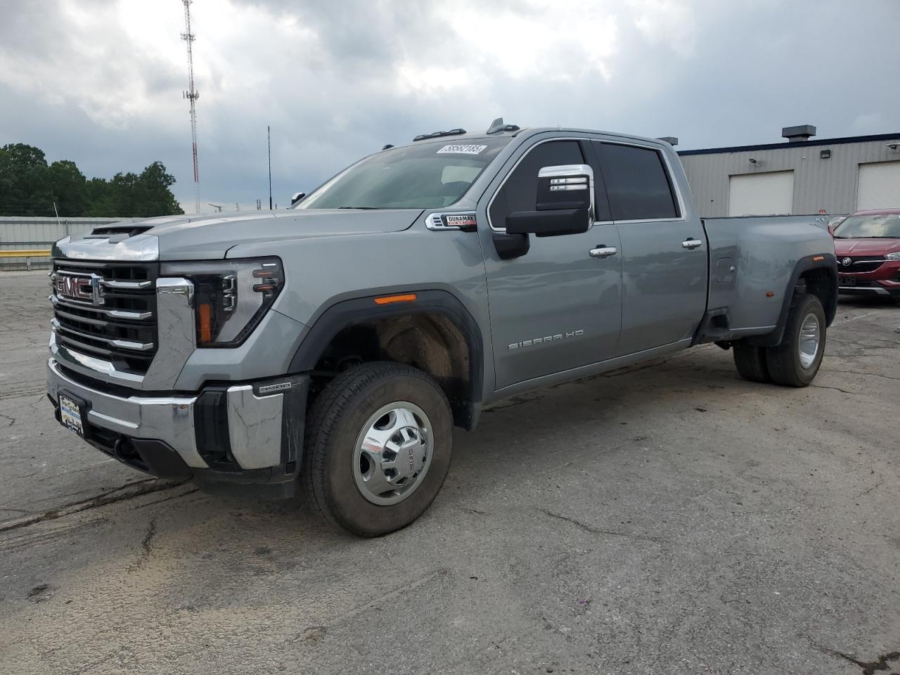 2024 GMC Sierra 3500HD SLT, VIN 1GT49UEY9RF400632 — Side