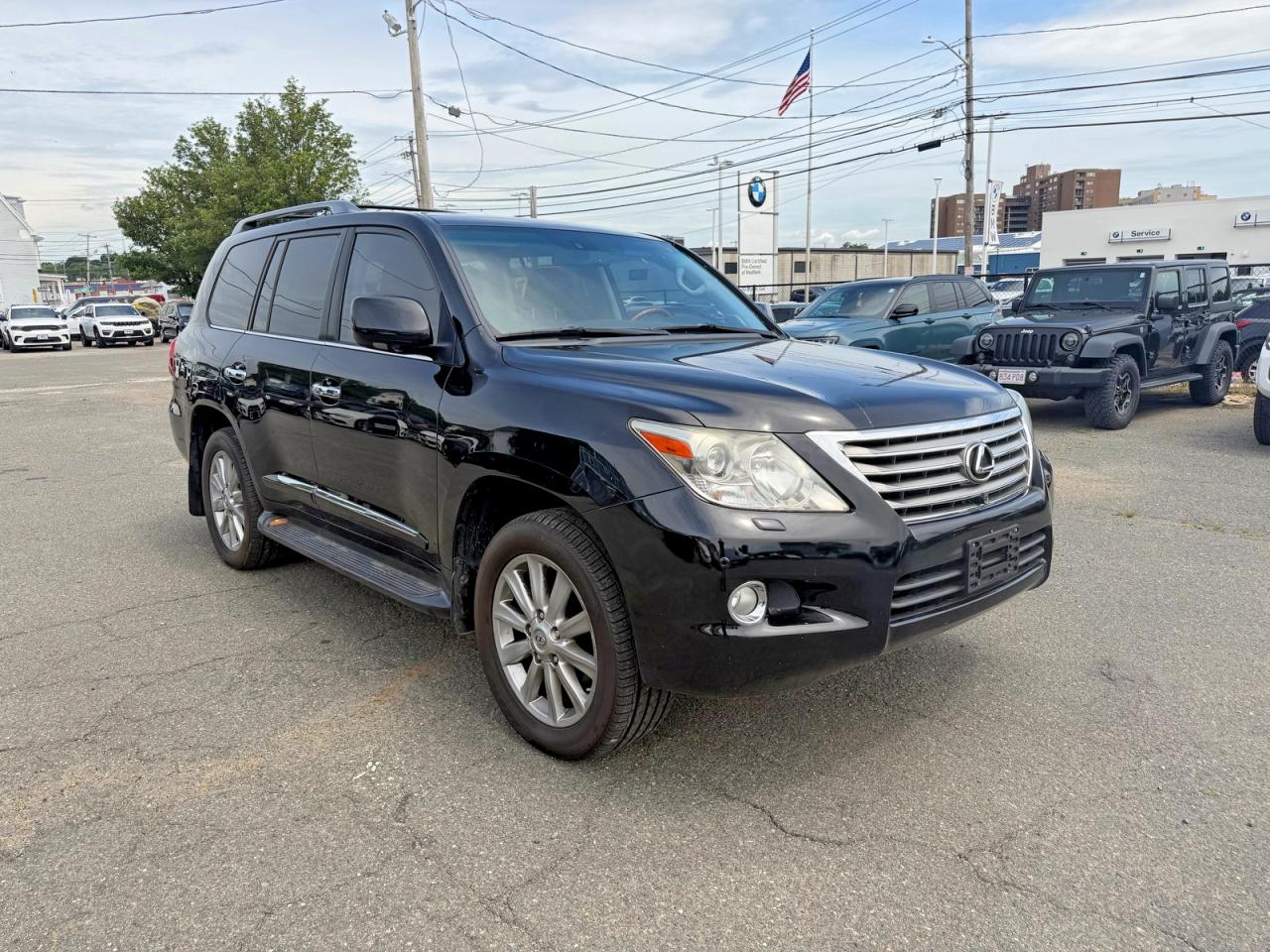 2011 Lexus LX 570, VIN JTJHY7AX5B4082039 — Фото с аукциона