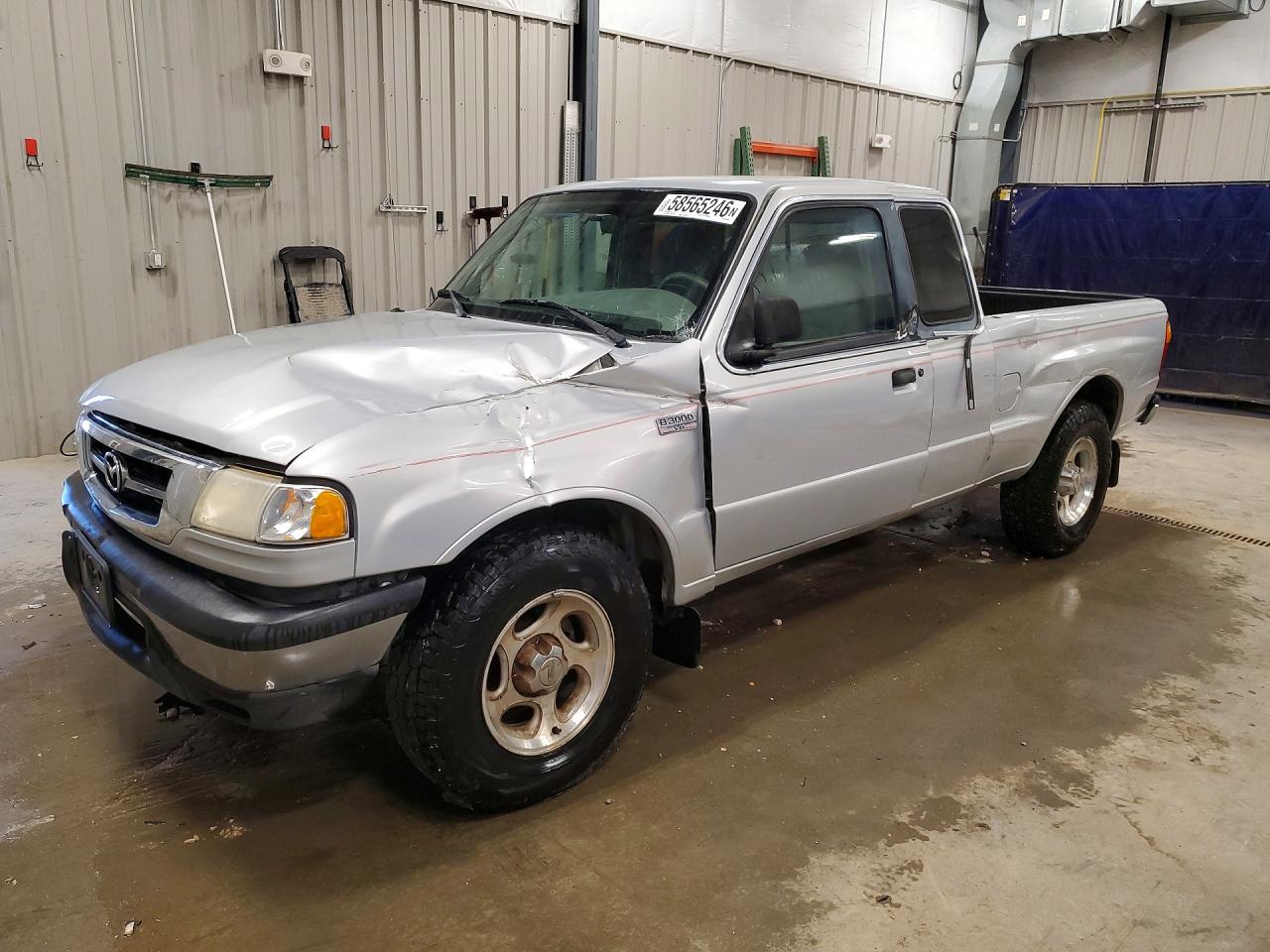 2001 Mazda B-Series DS, VIN 4F4YR16U61TM02976 — Front end