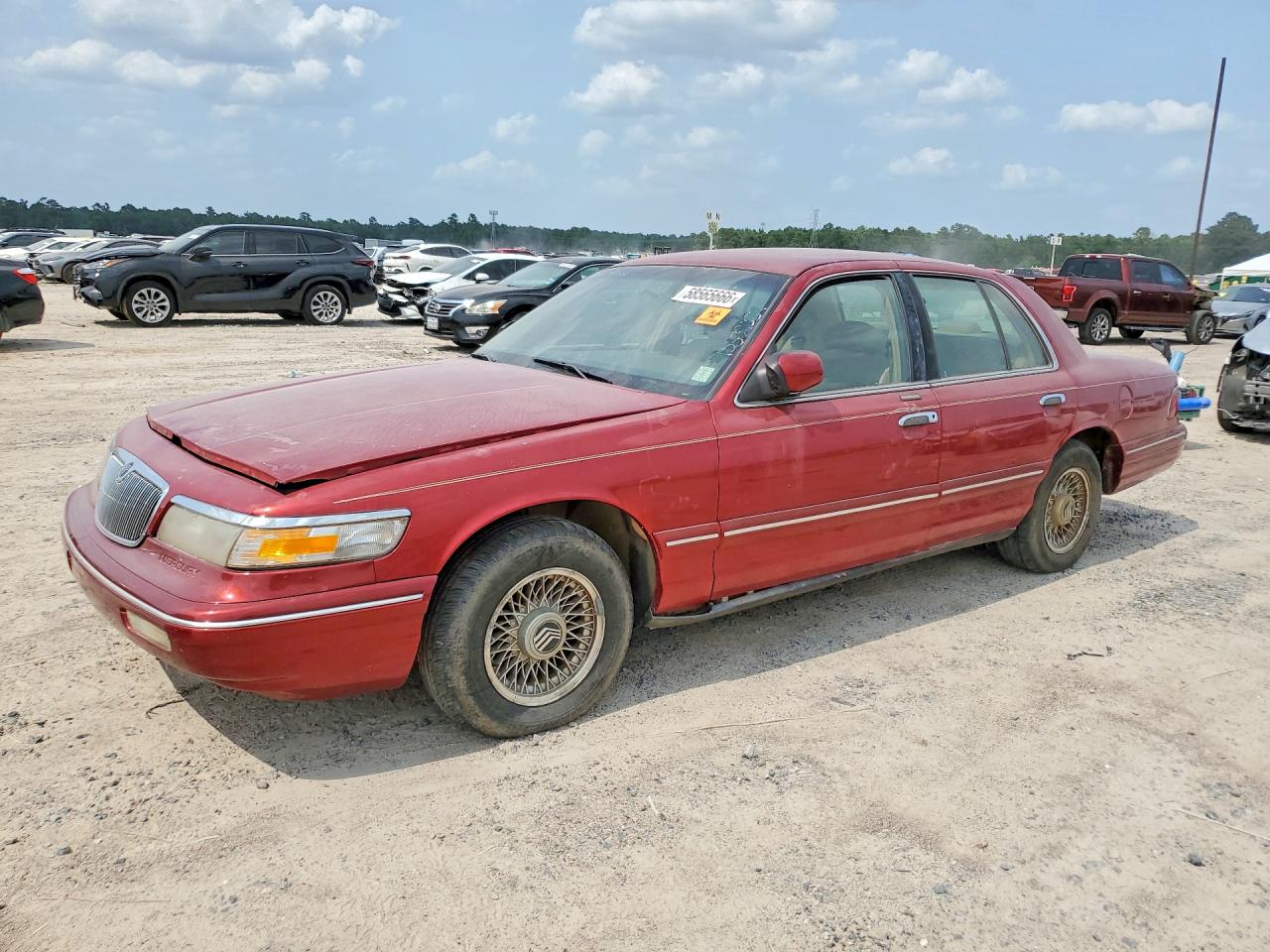 1997 Mercury Grand Marquis LS, VIN 2MELM75W7VX738862 — Minor dents and scratches