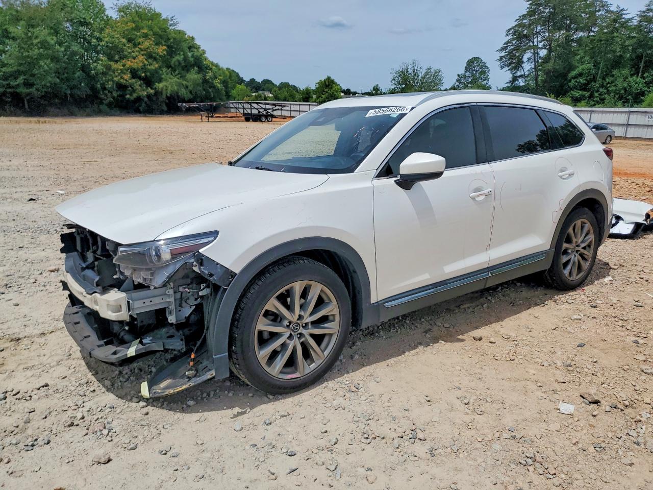 2018 Mazda CX-9 Signature, VIN JM3TCBEY3J0222104 — Front end