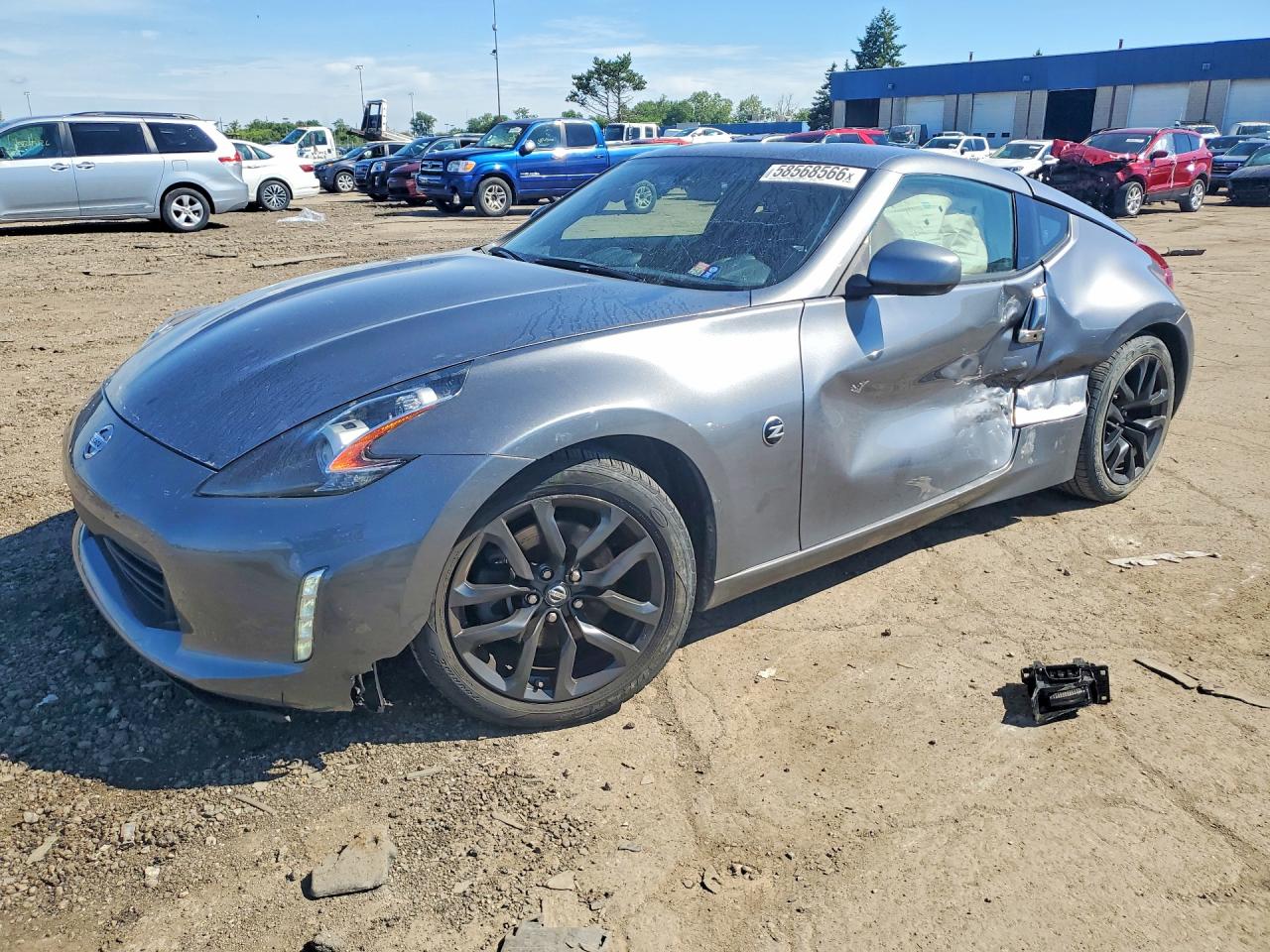 2018 Nissan 370Z, VIN JN1AZ4EH7JM570347 — Side