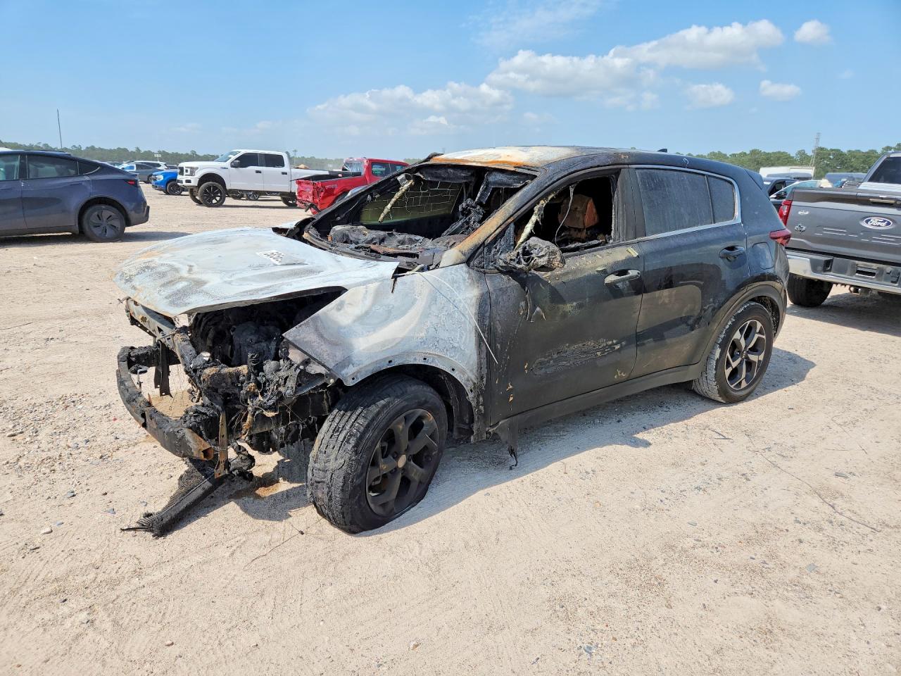 2020 Kia Sportage LX, VIN KNDPM3AC7L7755204 — Burn