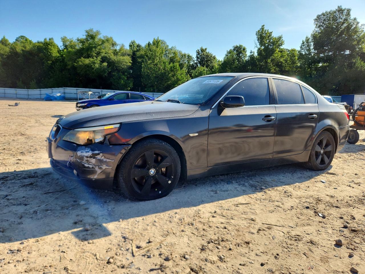 2006 BMW 5 Series 525xi, VIN WBANF33516CS37128 — Front end