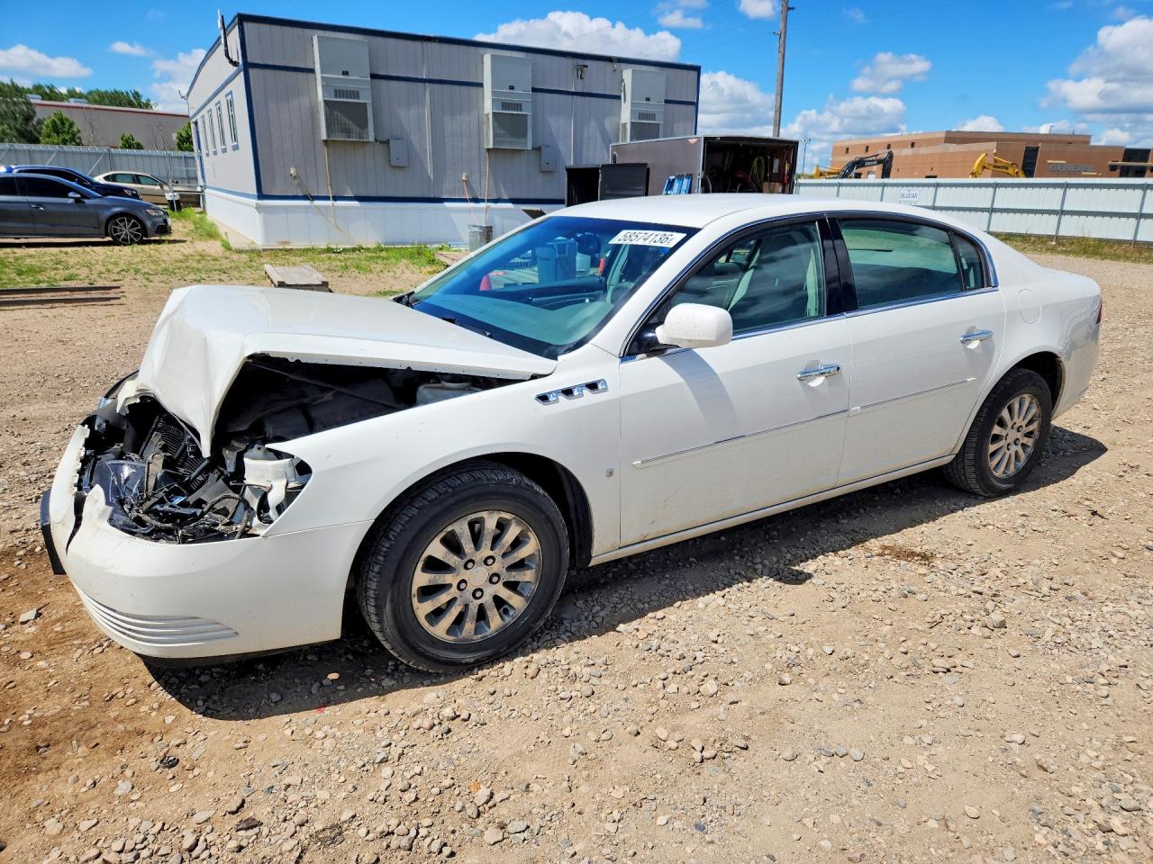 2008 Buick Lucerne CX, VIN 1G4HP57278U178815 — Перед