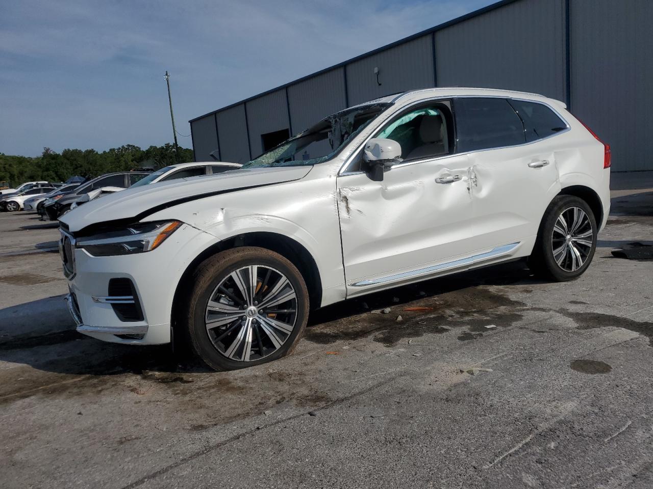 2022 Volvo XC60 Inscription, VIN YV4062RL0N1953703 — Опрокидывание