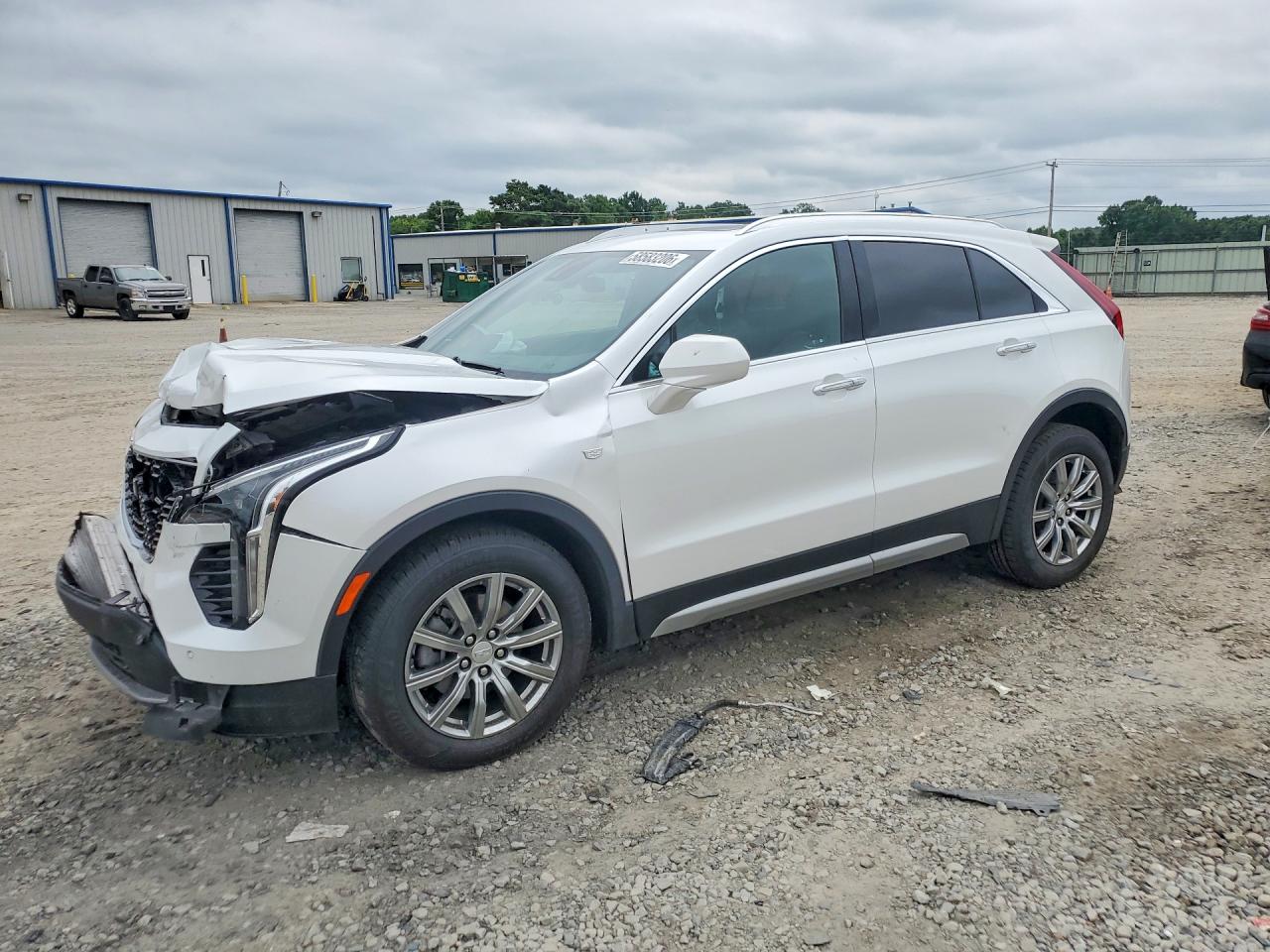 2020 Cadillac XT4 AWD Premium Luxury, VIN 1GYFZDR45LF051521 — Front end