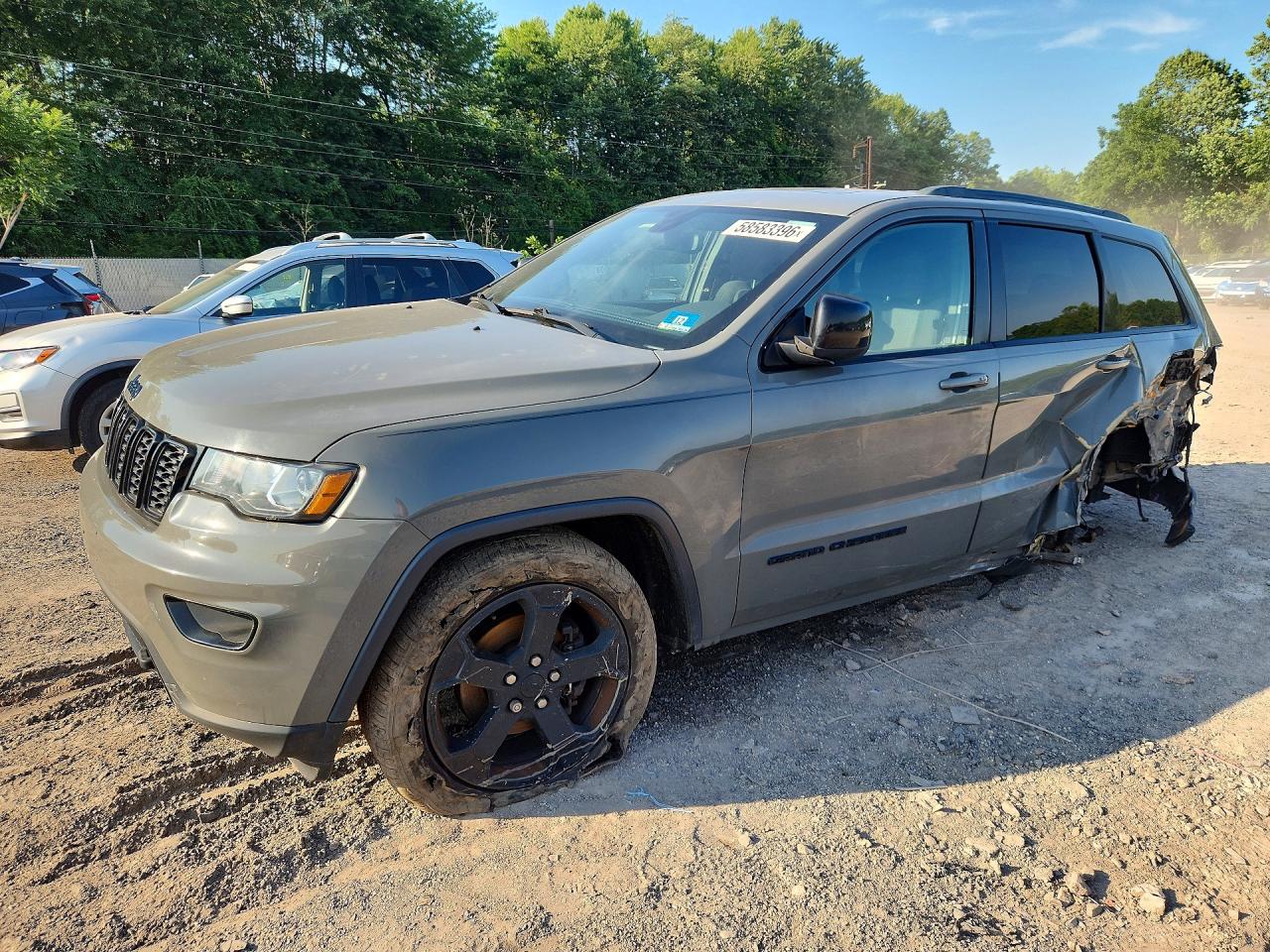 2020 Jeep Grand Cherokee Altitude, VIN 1C4RJFAG4LC152403 — Rear end
