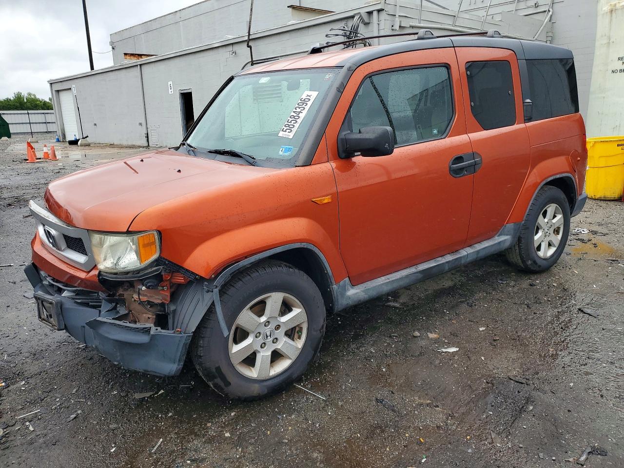 2011 Honda Element EX, VIN 5J6YH2H78BL004804 — Front end