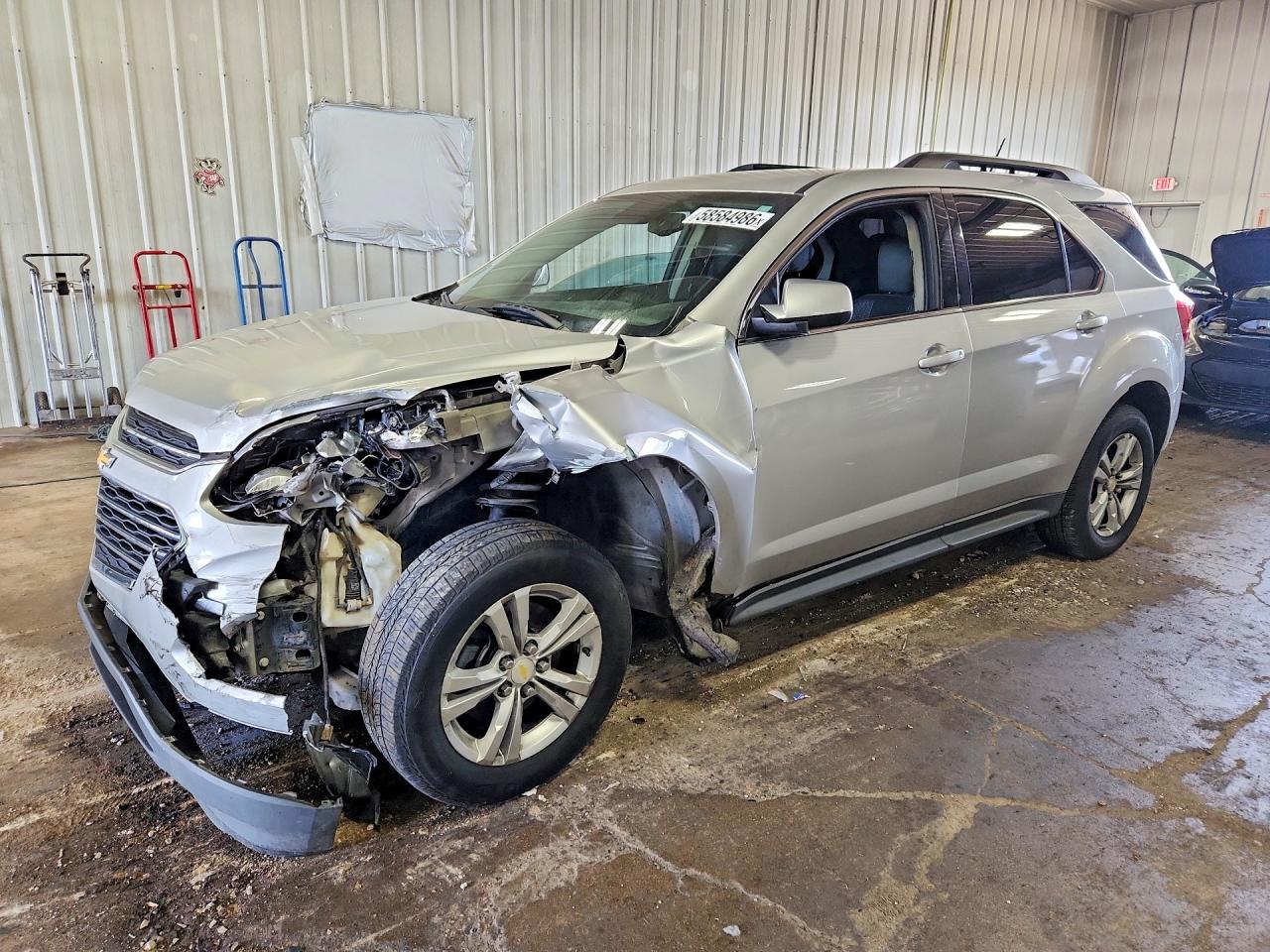 2016 Chevrolet Equinox LT, VIN 2GNALCEK9G1124216 — Front end