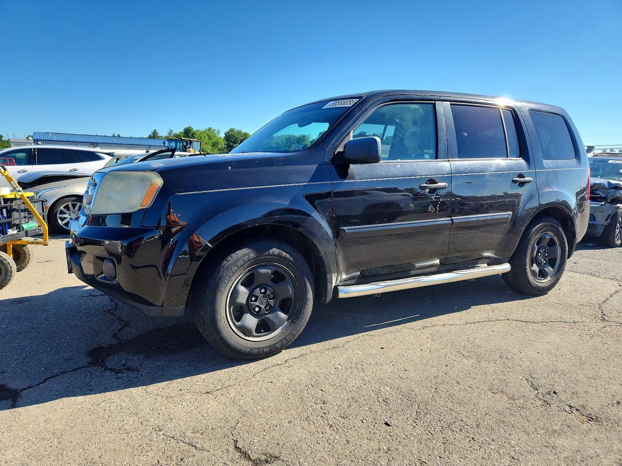 2011 Honda Pilot LX, VIN 5FNYF4H20BB014435 — Stripped