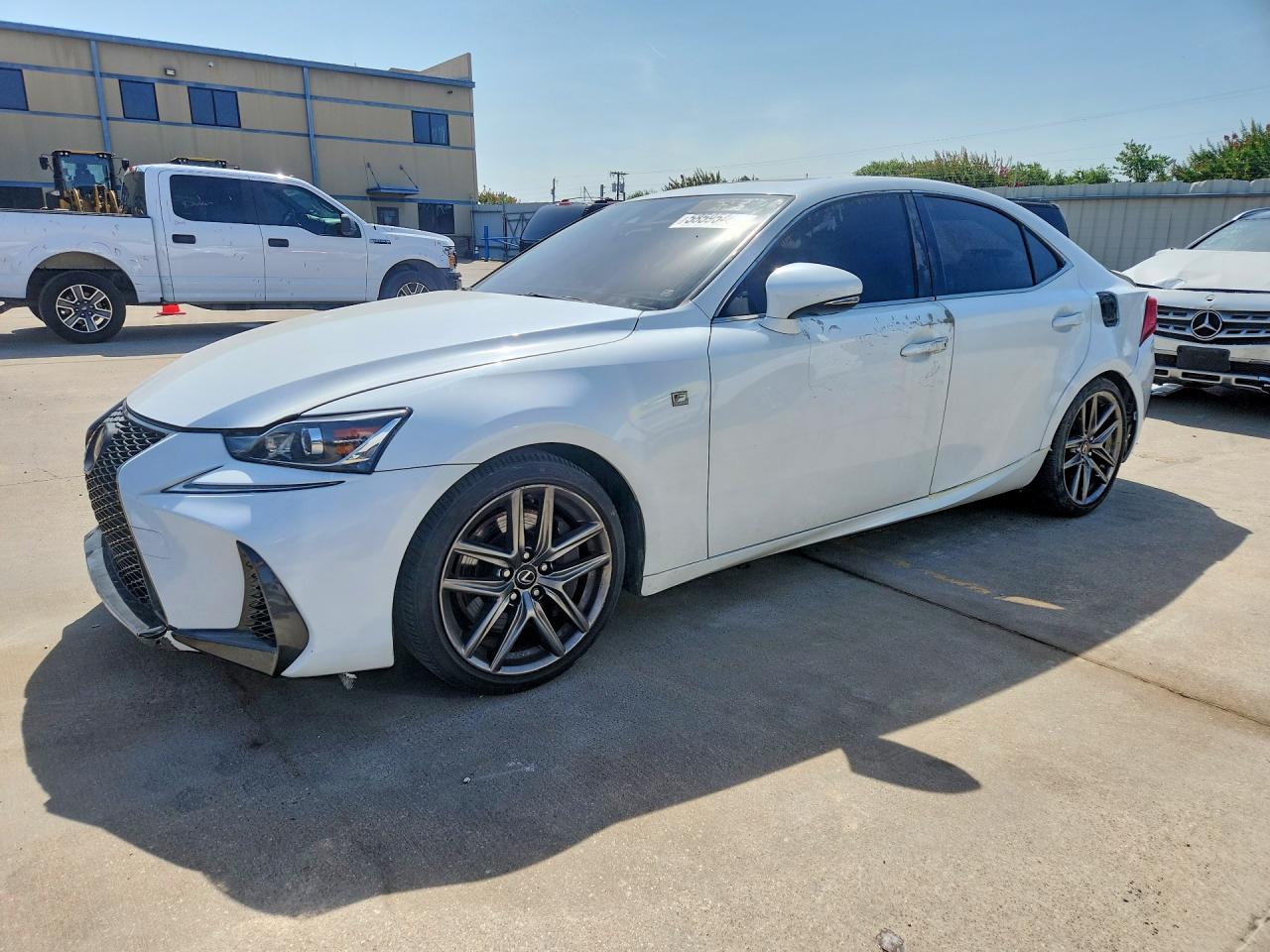2017 Lexus IS 300 F Sport, VIN JTHCM1D28H5018536 — Зад