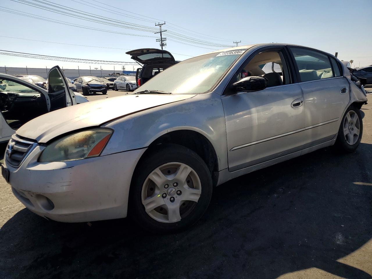 2004 Nissan Altima, VIN 1N4AL11D04C133516 — Rear end