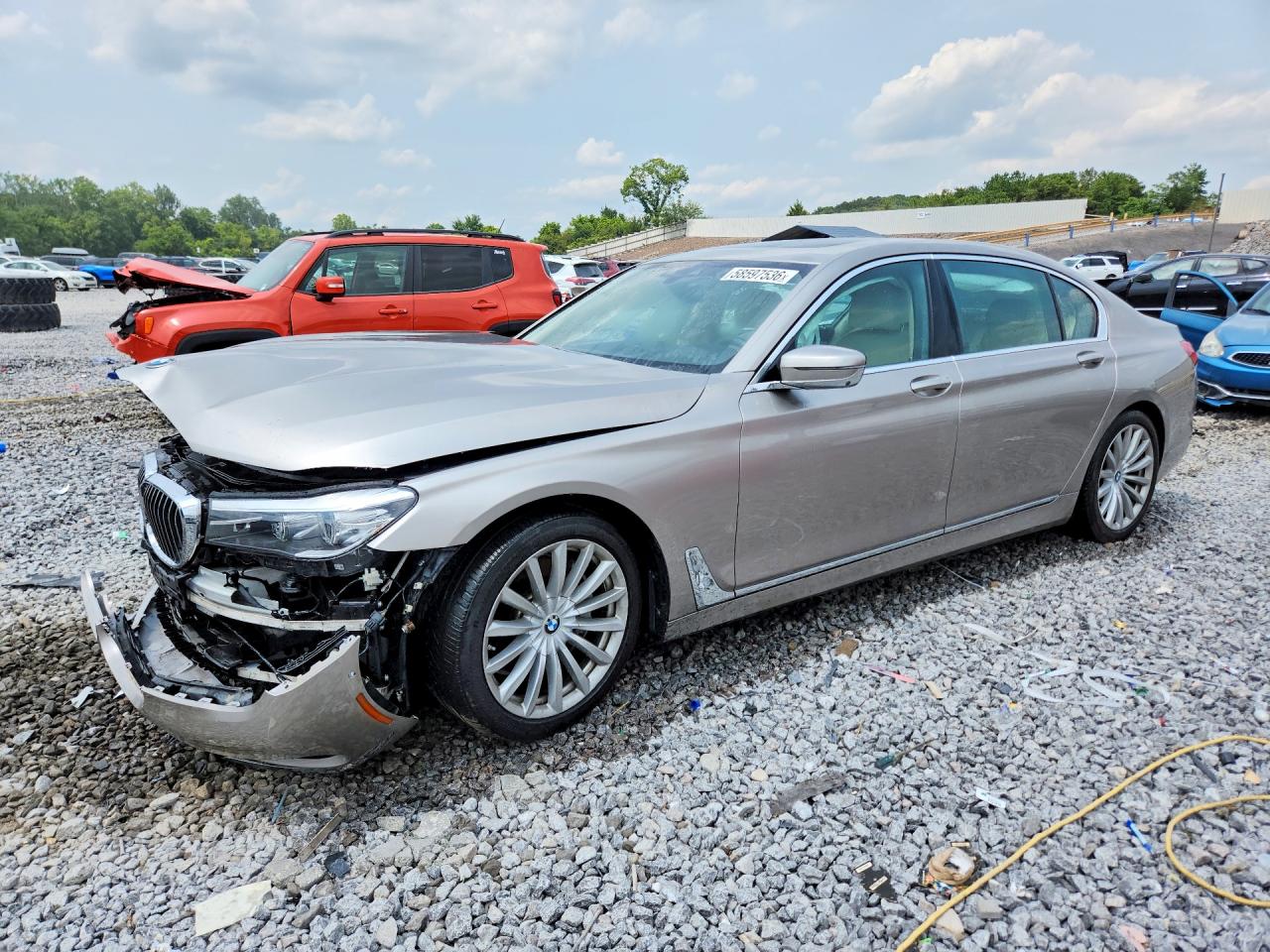 2016 BMW 7 Series 740i, VIN WBA7E2C59GG547835 — Front end