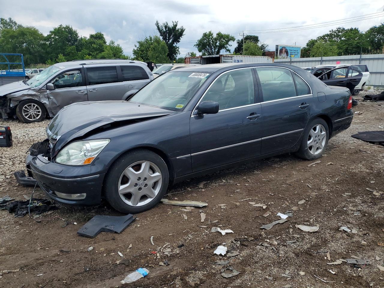 2005 Lexus LS 430, VIN JTHBN36F955008808 — Front end
