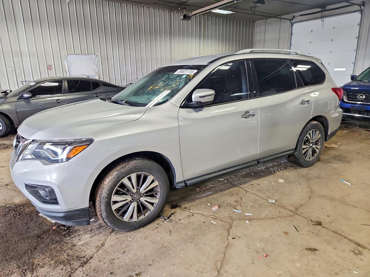 2020 Nissan Pathfinder SV, VIN 5N1DR2BM2LC606739 — Мелкие вмятины и царапины