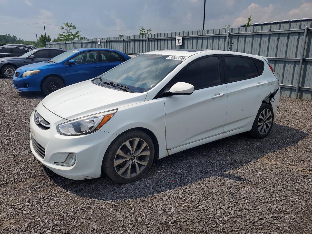 2015 Hyundai Accent GS, VIN KMHCT5AE2FU212245 — Зад