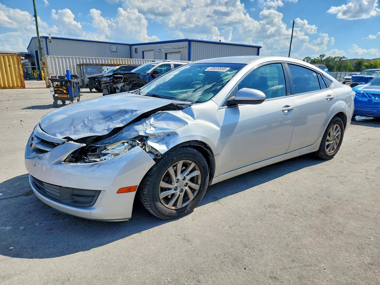 2013 Mazda 6 i Sport, VIN 1YVHZ8BH3D5M16119 — Front end