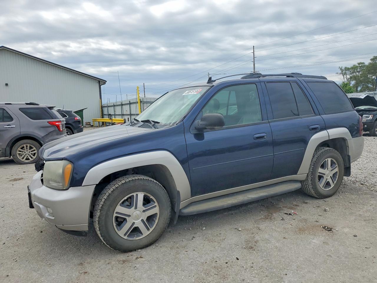 2007 Chevrolet TrailBlazer LT, VIN 1GNDT13S572268771 — Front end